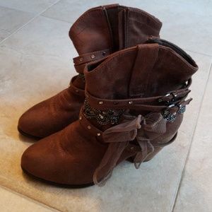 Women's booties